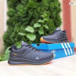 Кросівки чоловічі Adidas Glide Boost, чорний з оранжевим