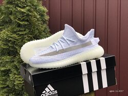 Кросівки чоловічі Adidas Yeezy Boost  білі 