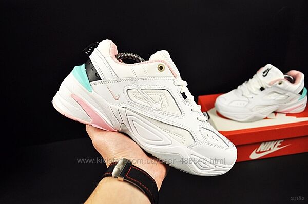 Кросівки жіночі Nike M2K Tekno, білі з розовим