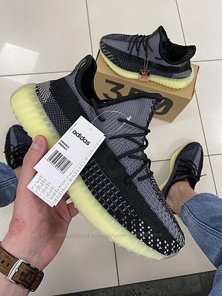 Кросівки чоловічі Adidas Yeesy Boost 350, сітка