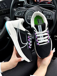 Кросівки жіночі Nike Air Zoom X Run, чорні з білим
