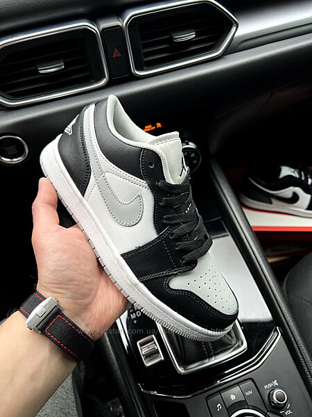Кросівки Nike Air Jordan 1 Low, шкіра 36-41р