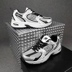 Кросівки жіночі New Balance 530, білі з чорним
