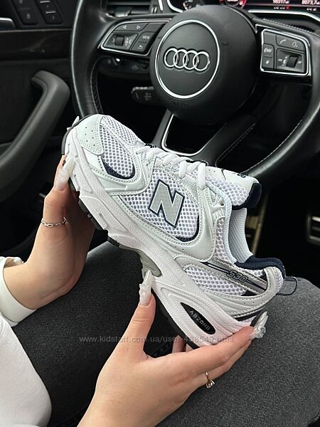 Кросівки жіночі New Balance 530 Silver Premium