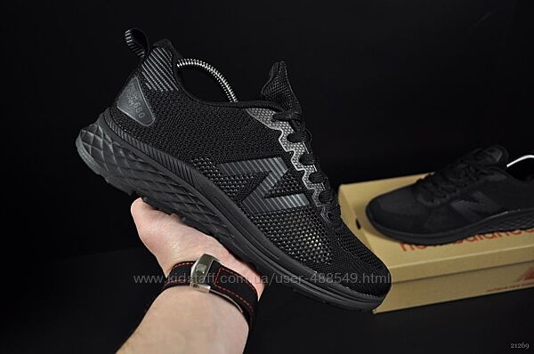 Кросівки чоловічі New Balance 680, чорні, сітка
