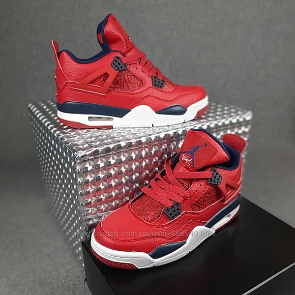 Кросівки чоловічі Nike Air Jordan 4 Retro, червоні