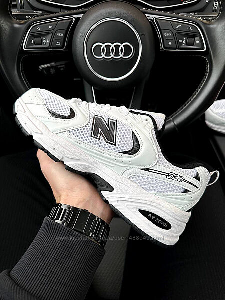 Кросівки чоловічі New Balance 530 Premium, білі з чорним