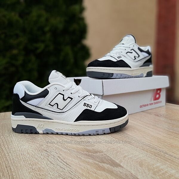 Кросівки чоловічі New Balance 550 білі з чорним