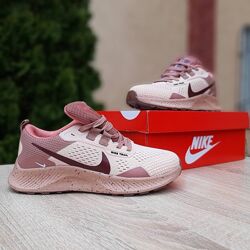 Кросівки жіночі Nike Pegasus Trail пудрові