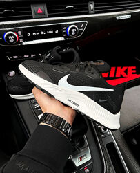 Кросівки чоловічі Nike Zoom Pegasus Trail 3, чорні з білим