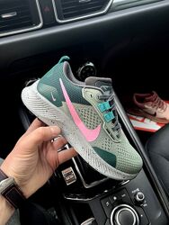 Кросівки жіночі Nike Pegasus Trail 3, хакі з рожевим