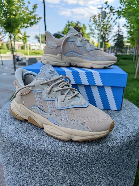 Кросівки чоловічі Adidas Ozweego бежеві