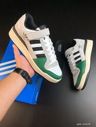 Кросівки чоловічі Adidas Forum Low, сірі з білим/зеленим
