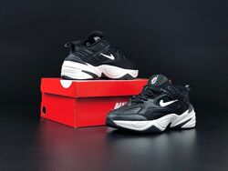 Кросівки жіночі Nike M2k Tekno, чорні з білим