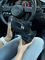 Кросівки жіночі New Balance 725 black