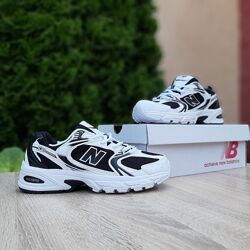 Кросівки жіночі New Balance 530 Running білі з чорним