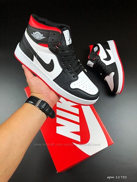 Кросівки чоловічі Nike Air Jordan чорні з білим, червоні 