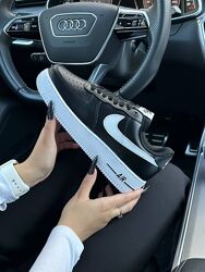 Кросівки жіночі Nike Air Force 1 Black White 