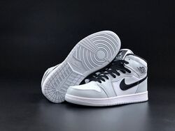 Кросівки чоловічі Nike Air Jordan High gray white
