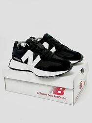 Кросівки чоловічі New Balance 327 чорні з білим