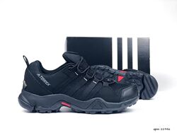 Зимові чоловічі кросівки Adidas Terrex термо, чорні