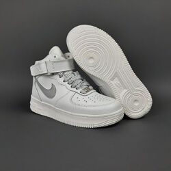 Зимові жіночі з хутром Nike Air Force 1 високі білі з сірим