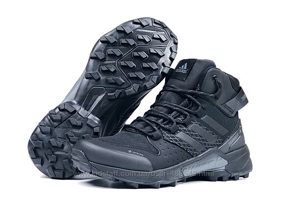 Зимові чоловічі ботінки Adidas Terrex  black, з хутром