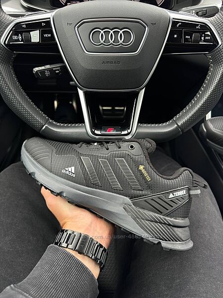 Зимові чоловічі кросівки Adidas Equipment Terrex Fleece black gray
