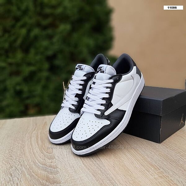 Кросівки чоловічі Nike Air Jordan1 Low білі з чорним, шкіра