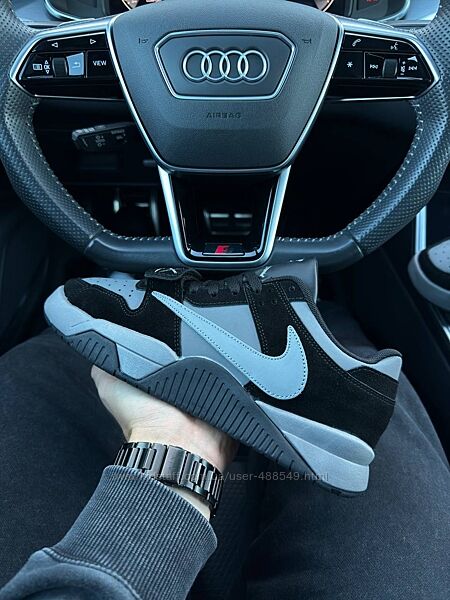 Кросівки чоловічі Nike Air Jordan x Travis Scott Cut The Check gray black