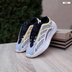 Кросівки чоловічі Adidas Yeezy 700 V3 cірі з бежевим