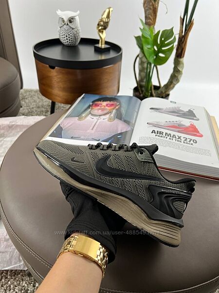 Кросівки чоловічі Nike Zoom Lunar Apparent Khaki