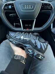Кросівки чоловічі Nike Air Max Plus Utility black silver