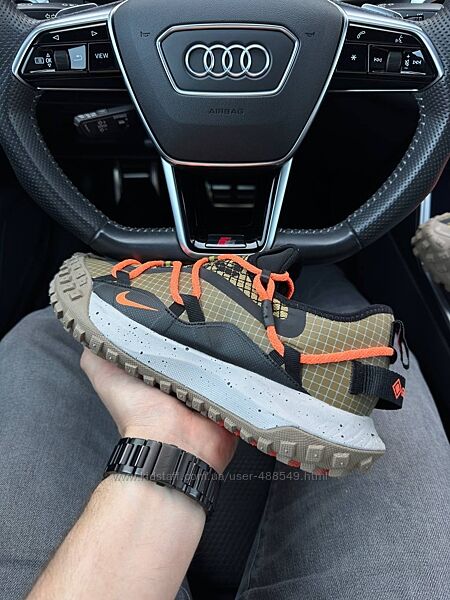 Кросівки чоловічі Nike Acg Mountain Fly Low khaki orange