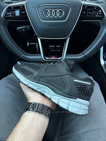Кросівки чоловічі Nike Vomero 5 New Black gray 