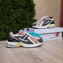 Кросівки жіночі New Balance 1906D Кольорові