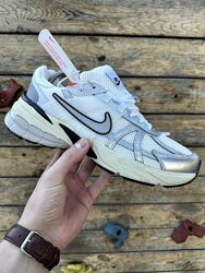 Кросівки чоловічі Nike Air Max Pulse, білі з сріблом
