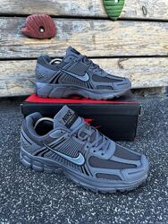 Кросівки чоловічі Nike ZOOM Vomero 5 темно сірі