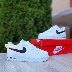 Кросівки жіночі Nike AIR Force 1 білі з чорним  