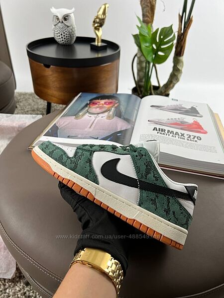 Кросівки чоловічі Nike SB Dunk Low green snake