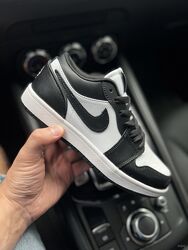 Кросівки підліткові Nike Air Jordan 1 Low, чорні з білим