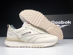 Кросівки жіночі Reebok LX2200 бежеві 