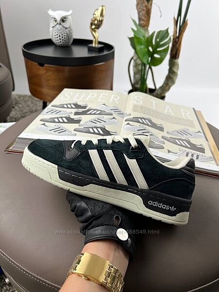 Кросівки чоловічі Adidas Originals Forum Low Black White