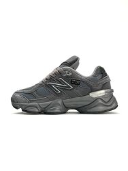 Кросівки жіночі New Balance 9060 сірі, натур замша