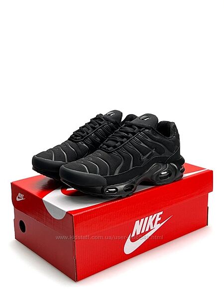 Зимові жіночі кросівки термо Nike Air Max Tn Plus Black