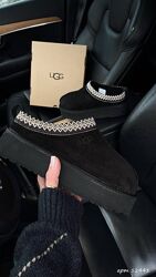 Жіночі уггі UGG Classic чорні , низькі з хутром, замша