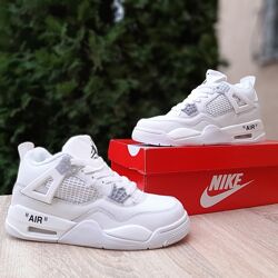 Зимові кросівки з хутром Nike air jordan 4 retro білі 