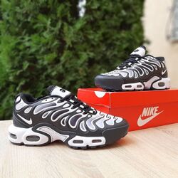 Кросівки чолоічі Nike Air Max TN Plus Drift чорні з білим 