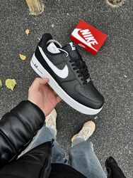 Зимові чоловічі кросівки з хутром Nike Air Force чорні з білим