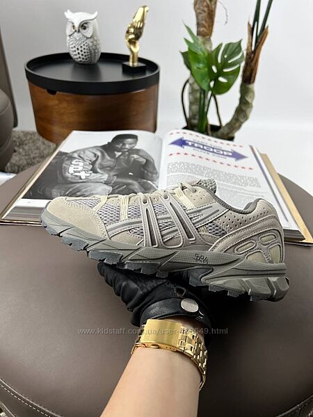 Кросівки чоловічі ASICS Gel-Sonoma 15-50 світло сірі, замш/текстиль